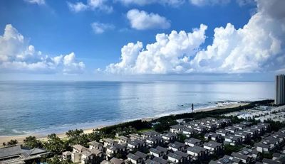 鼎龙湾海景房冬休生活丰富多彩，北纬22°冬无严寒夏无酷暑的23°C的宜居天堂
