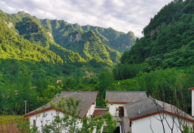 重庆石柱七曜山生态度假区,找到夏天25°c的重庆,油画般的避暑胜地
